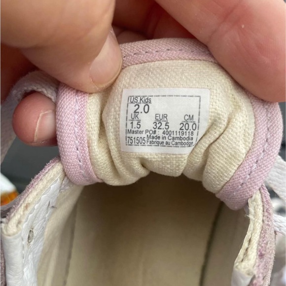 Girls Van Shoes - Picture 2 of 3